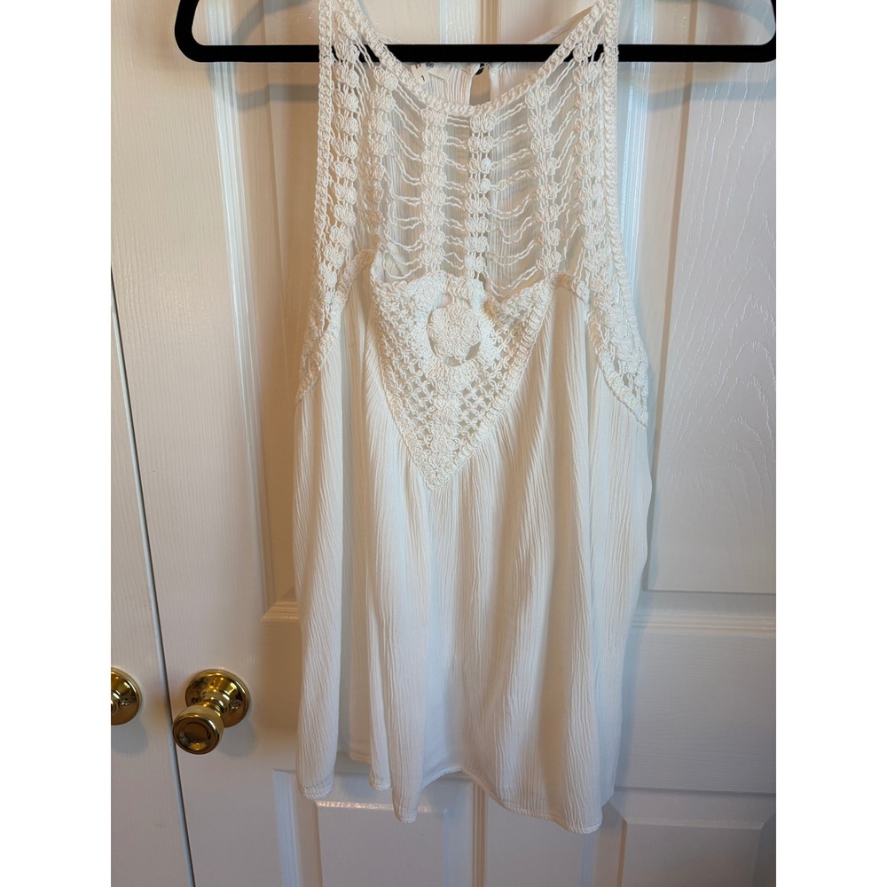 Maurices White Crochet Lace Bib Halter Tank Top Boho Crinkle Sleeveless Size 1